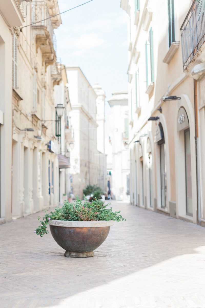 Vasto, Italy, stone, Travel, flowers